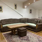 Poturmahala טראווניק