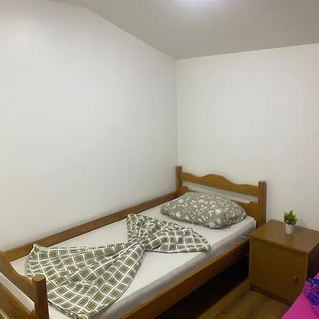 Poturmahala Guest house
